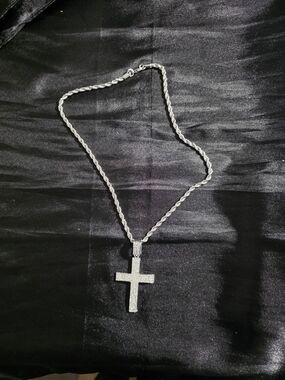 20" Silver Tone Rope Chain Bling Cross Charm Pendant Swaggy Necklace,